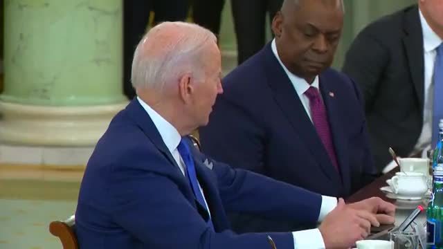 Biden on Ukrainians seeking refuge in Poland