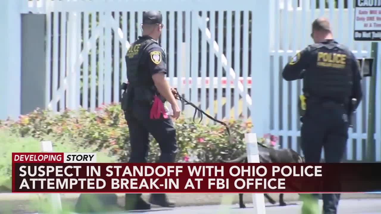 Armed man tries to breach FBI office, is injured in standoff