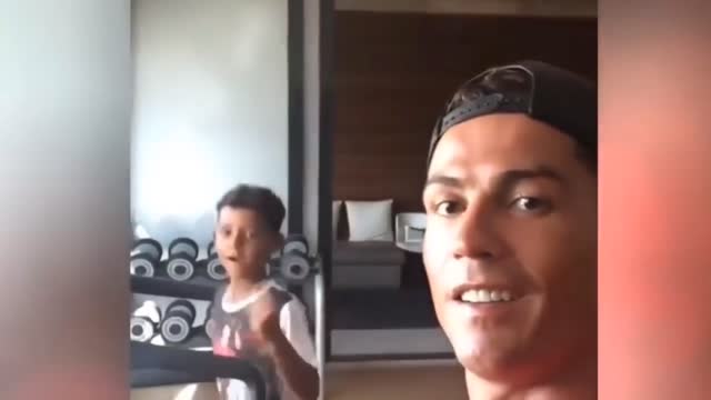 Cr7 FUNNY MOMENTS WITH FAMILY#Funny😆👌