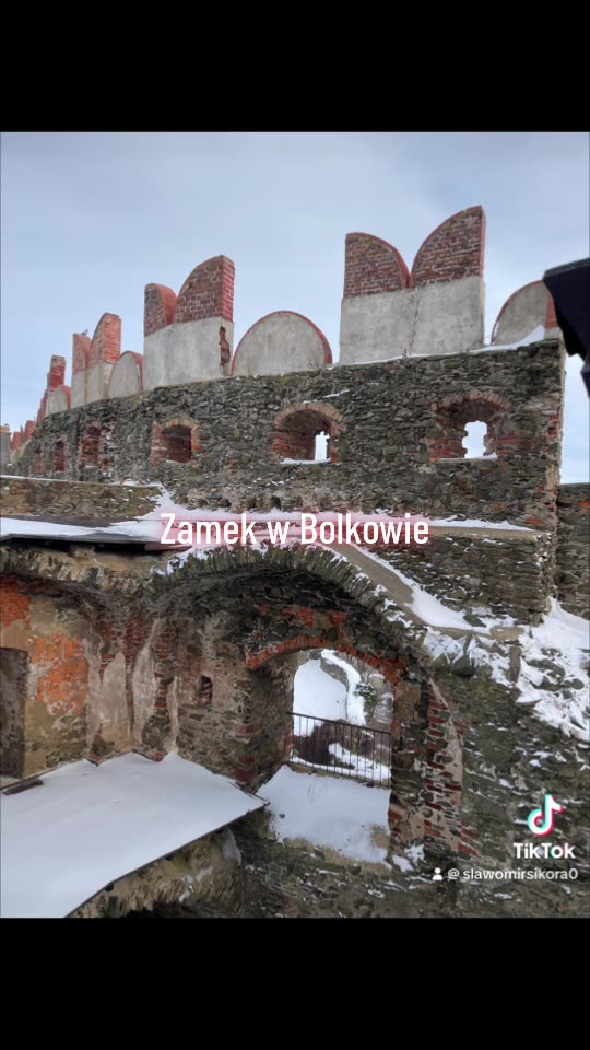 001 No War Zamek w Bolkowie. Sławomir Sikora Trip with VIP