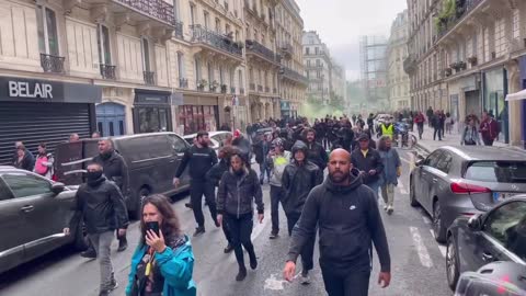 French people protesting against macron! (10/09/2022)