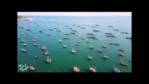 THE DAILY LIFE OF LOCALS IN FISHING VILLAGE