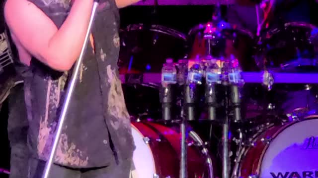 Warrant "Dirty Rotten Filthy Stinking Rich"