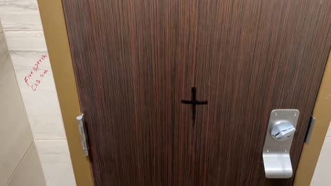 CHRISTIANS WHITEAMERIENGLIS TOILET ETIQUETTE