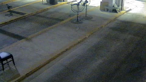 3138RHOBG3CStGarageLeftDoor_2021-01-06_00h00min00s413ms.mp4