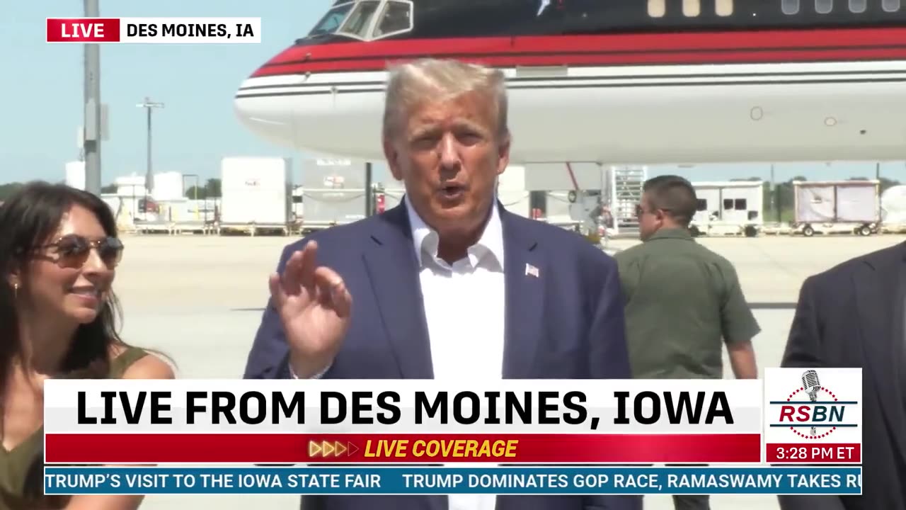 President Trump Sets Democrat Reporter Straight At Iowa State Fair