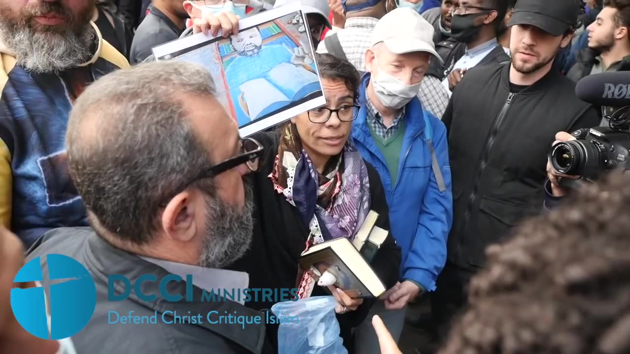 Holes in the narrative | Why am l holding different Arabic Qurans | Fake Quran | Runaway|