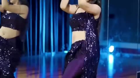 Beautiful girl Dance