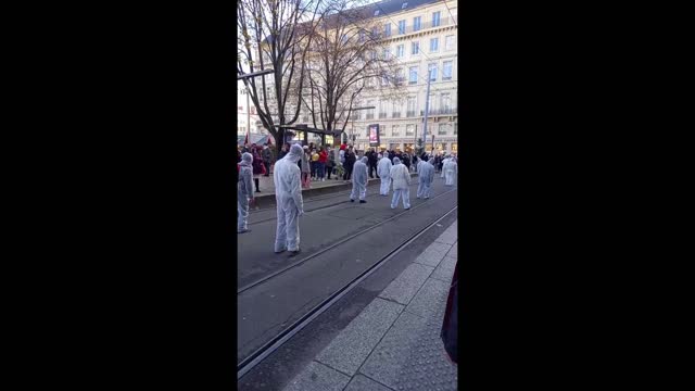 Les Masques Blancs Montbrison Bande son 1 à Saint Etienne le 27 Novembre