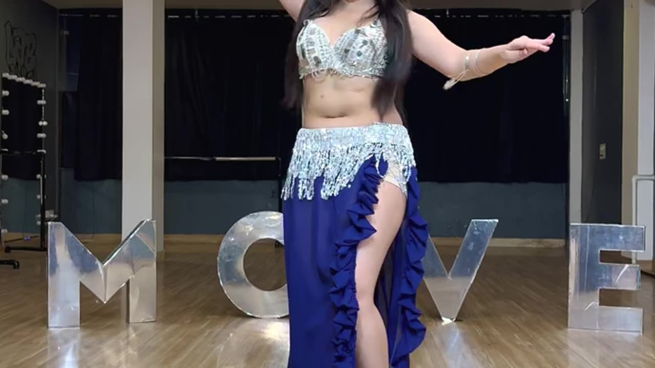 LEARN BELLY DANCING AT - MOVE THE DANCE SPACE - WITH MEDHAVI #shorts #movethedancespace