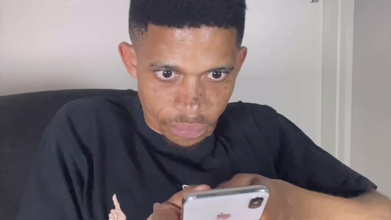 Why won't it zoom🫨