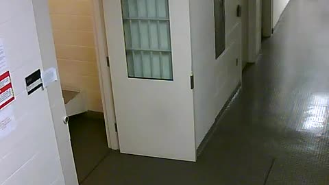 1665HQOB02PrisonerProcessingCell_2021-01-05_18h40min01s667ms.mp4
