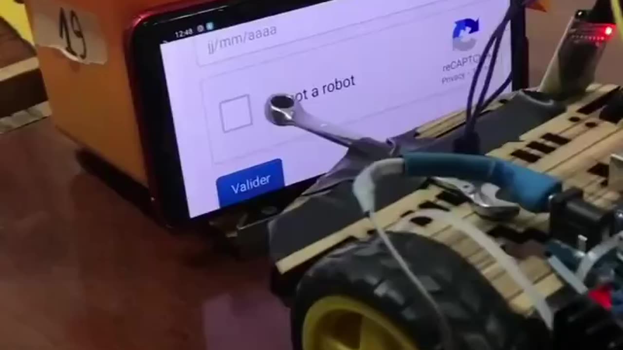 I'm not a robot 😀