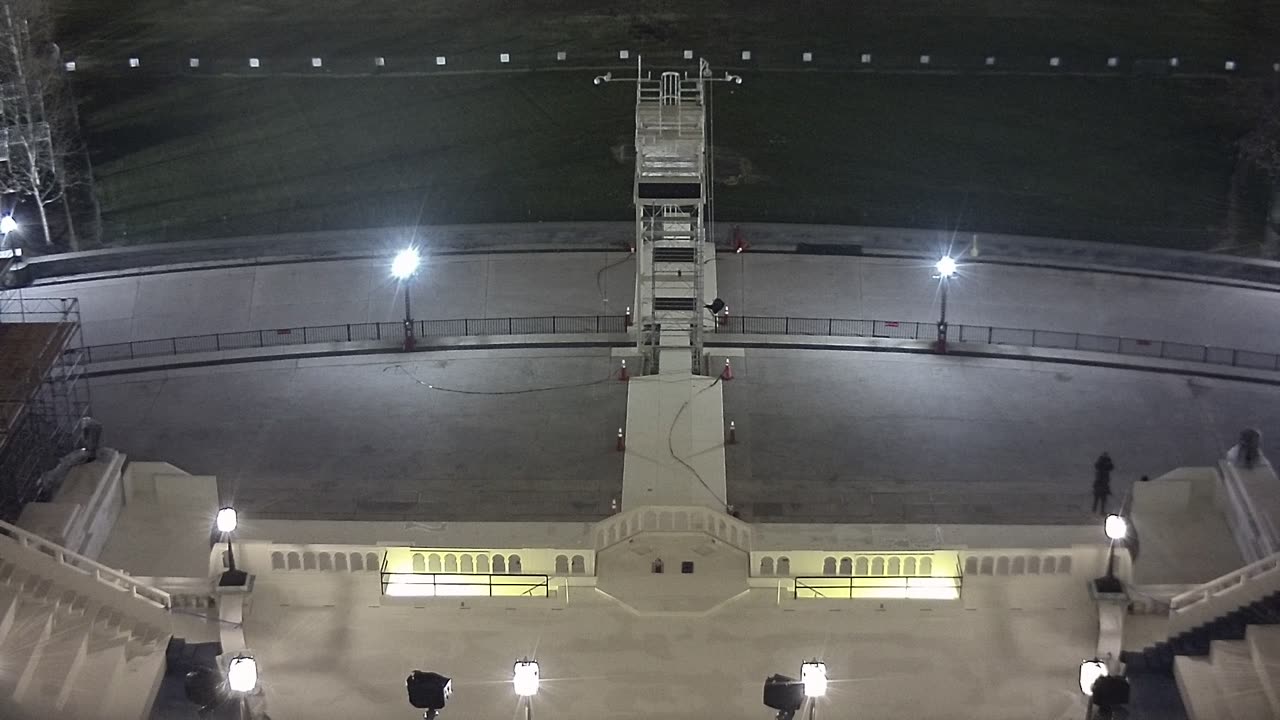 0944USCSRFWestRoof_2021-01-06_02h58min59s683ms.mp4