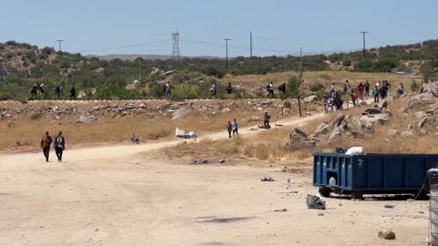 More illegal crossings into Jacumba, CA right now.