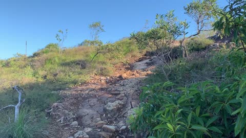 Australian Bush walk on Emu Mountain Adventure Walk Short (Breath & Relax) Part 1