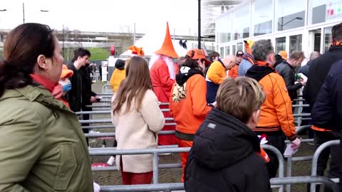 'So crazy': thousands attend World Cup qualifier