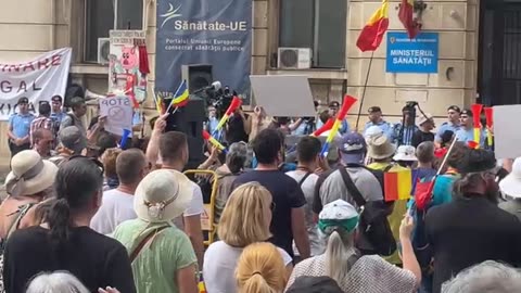 Protest anti vaccinare obligatorie, la Ministerul Sănătății (Global News România; 17.08.2023)2