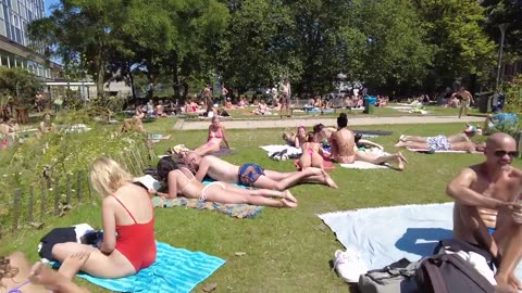 AMSTERDAM HOT SUMMER