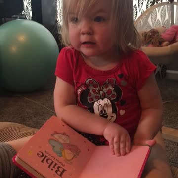 Girl Screams Bed Time Story To Her Unborn Sister
