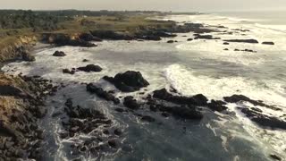 Sea spaces. Stunning waves and a delight for the soul