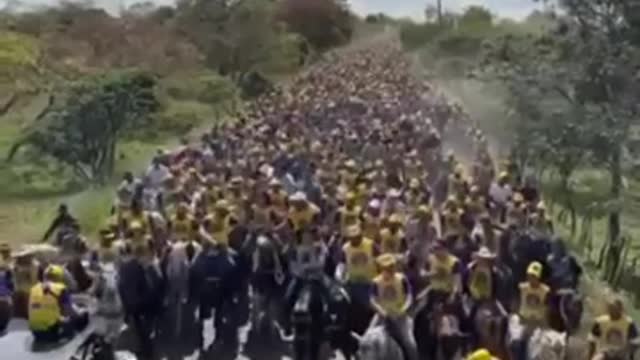 Cavalcade in favor of Bolsonaro, in Canhotinho (Pernambuco),