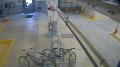 3134RHOBG2GarageEntrance_2021-01-06_12h40min02s867ms.mp4