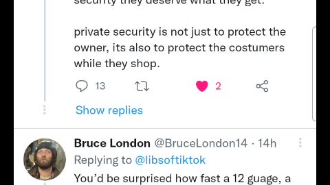 Washington DC store getting robbed