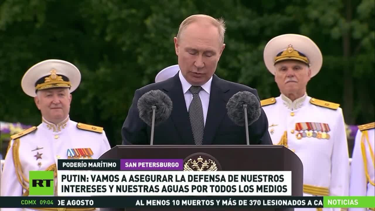 La flotta navale russa esibisce la sua potenza militare nella parata del Navy Day.San Pietroburgo ospita la principale parata navale nell'ambito della Giornata della Marina russa.E approva la nuova dottrina navale della Russia