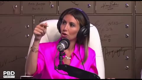 Alina Habba, luật sư của ông Trump nói: "Tôi sẽ kiện bà E Jean Carroll để lấy lại tiền..."