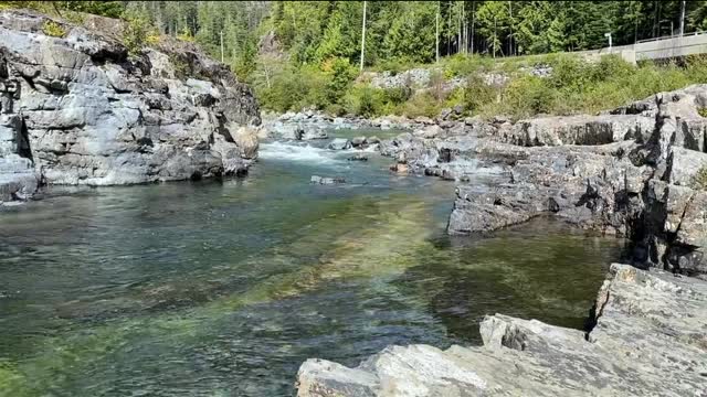 Beautiful River in Banff, Canada 4K-Scenic Relaxation with Peaceful Piano