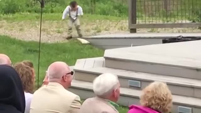 Children add some comedy to a wedding