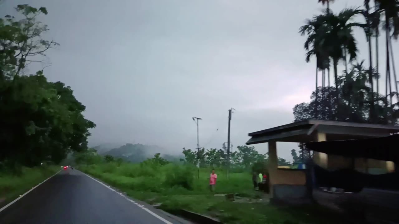 Bhutan Gate Makrapara trip ||😅 Fully rainy trip|| Evening time hill😍😍