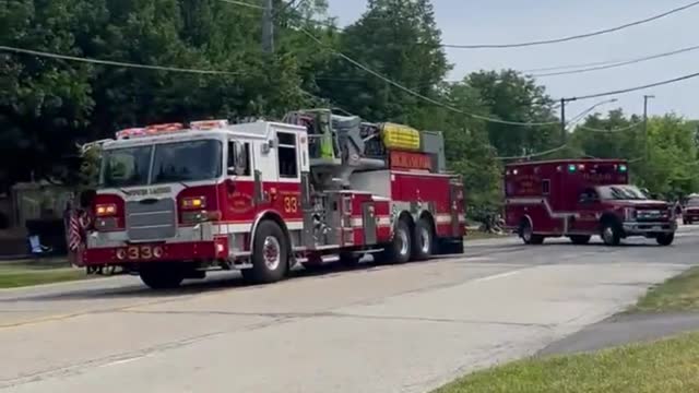 Breaking: Mass Shooting Reported at a 4th of July Parade in Wealthy Chicago Suburb