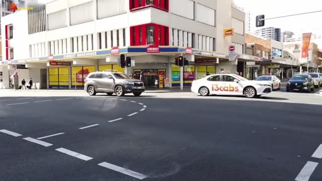 Visit Australia's Bondi Shopping Centre in winter, street photography Vlog daily