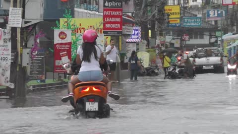 Rain in soi BUKHAO april 21