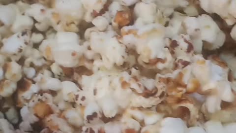 Make popcorn homemade