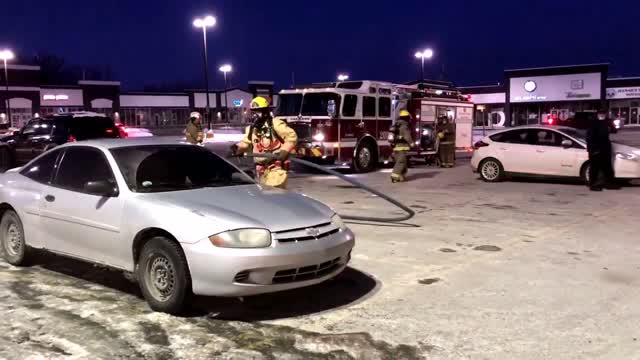 Feu de véhicule Tim Horton a l'Île-Perro