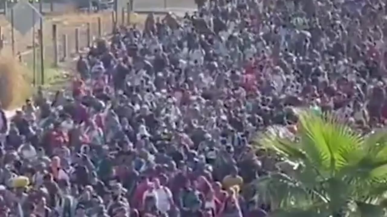 The largest migrant caravan of 2023.