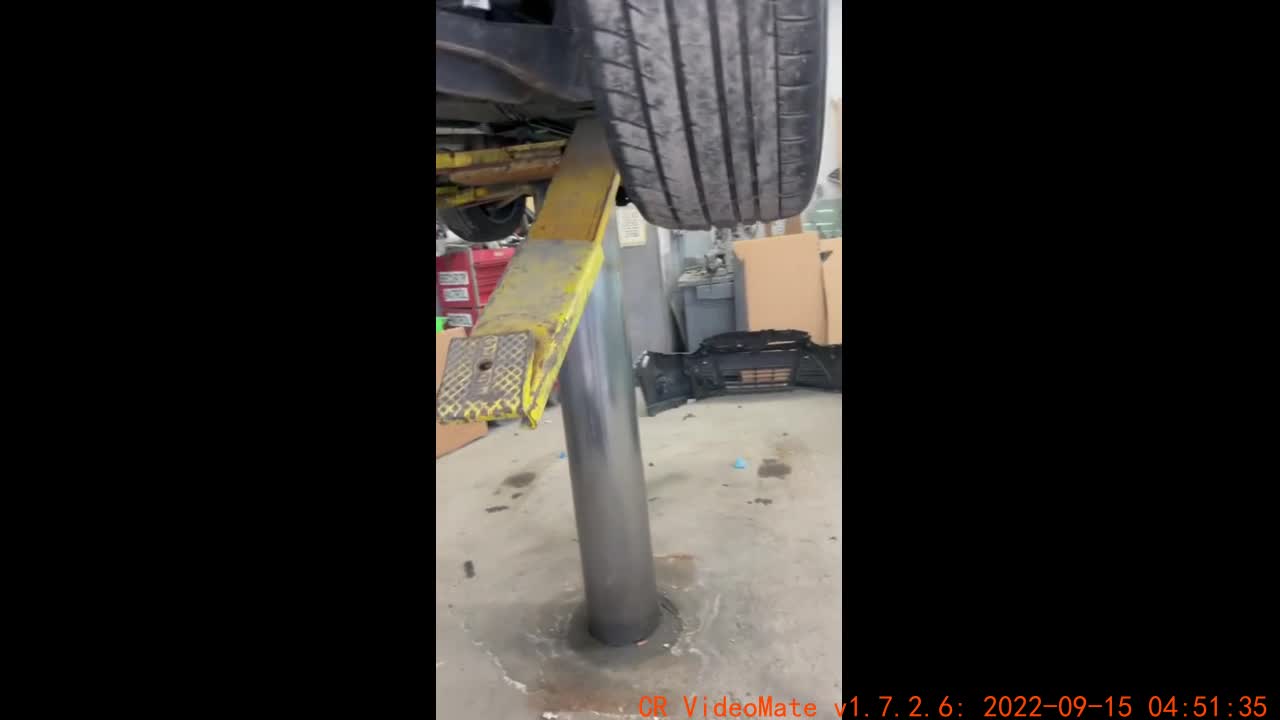 The lifting machine bracket should be changed # repair car # lift machine # repair car person