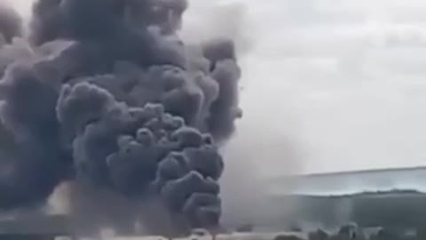 ΠΥΚΝΟΣ ΚΑΠΝΟΣ ΚΑΙ ΕΚΡΗΞΕΙΣ ΣΤΟ ΝΤΟΝΕΤΣΚ