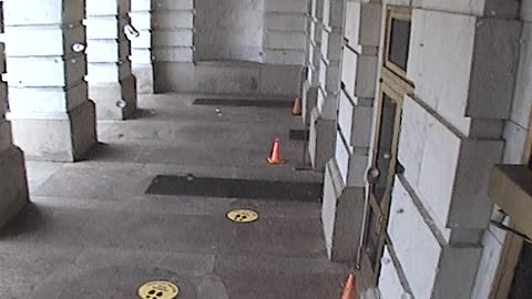 3210LHOB01MainEntranceExterior_2021-01-06_10h03min42s707ms.mp4