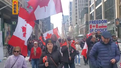 Thousands of Canadians Take to the Streets of Toronto to Demonstrate for Freedom