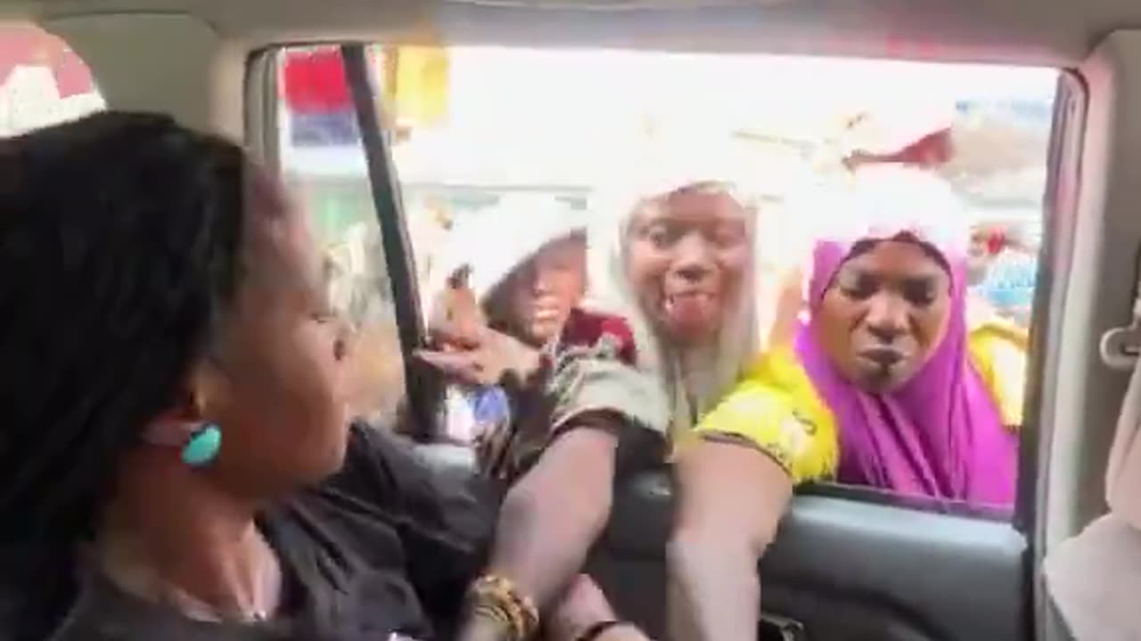 Kind lady looted in Africa