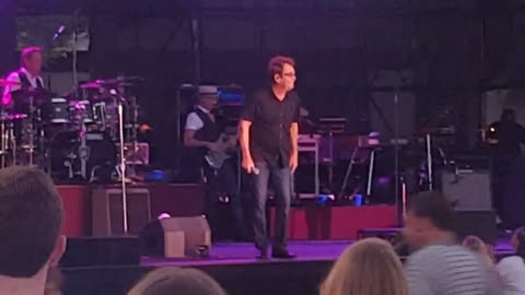 Huey Lewis And The News "Heart And Soul"