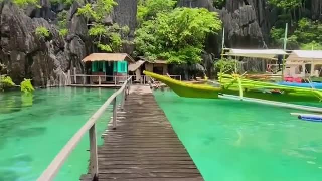 Coron, Palawan, nas Filipinas 🇵🇭 Quem você levaria 😍 Vídeo via