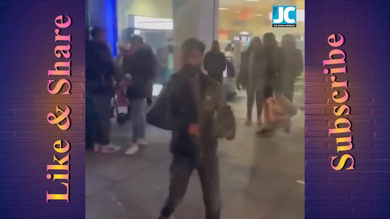 Video shows group of men spitting at a bus full of Jewish teenagers in Oxford Street