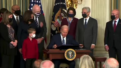 Joe Biden Tries And Fails To Read Name Of Bill He Signs