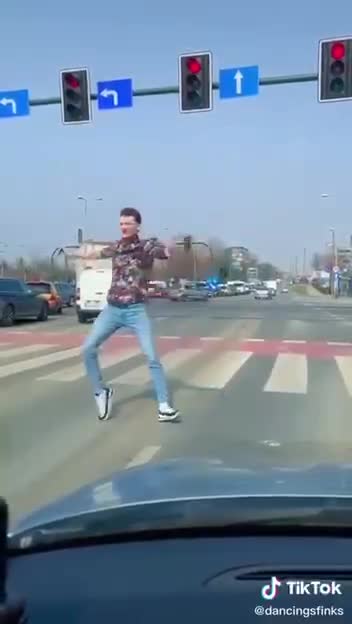 Now THIS is dancing!