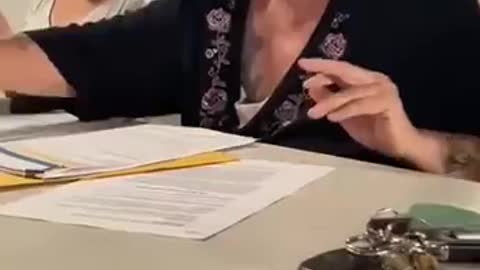 Bad Ass Mama Bear Exposing The School Board Over Masks